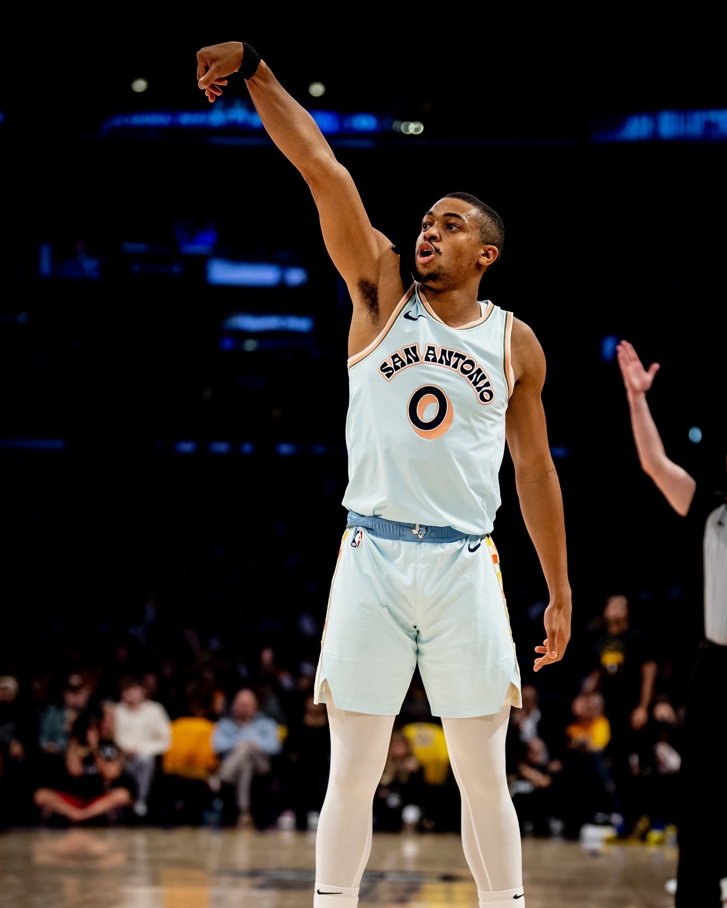 开云体育官网-关于国际比赛日突围战来临，圣安东尼奥马刺围绕NBA季后赛状态回暖，悬念犹存，控场能力受关注的信息