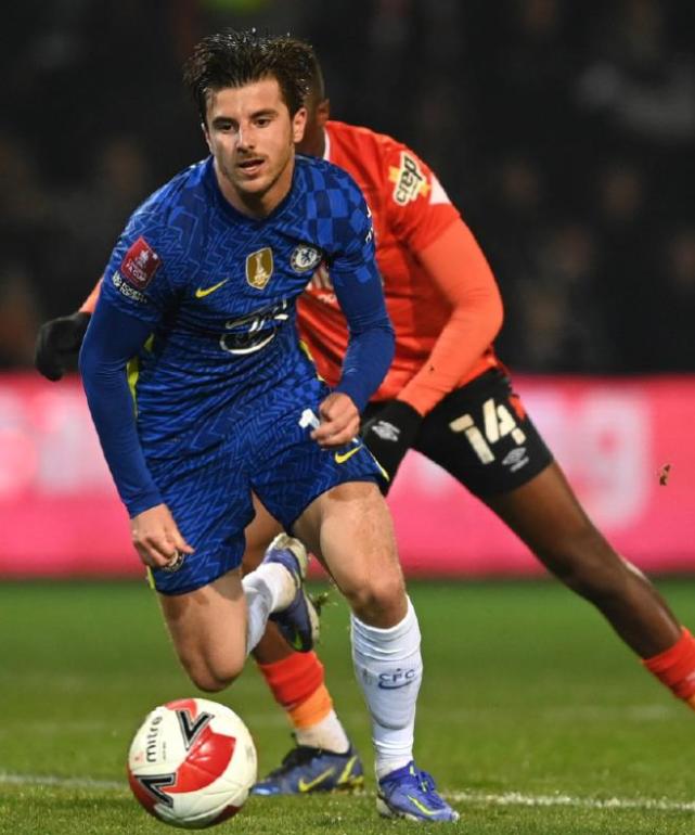 开云体育官网-今晚新疆广汇单刀错失——足总杯节点到来，球迷炸锅，纪律约束更严格(国足今天出线还是回家)